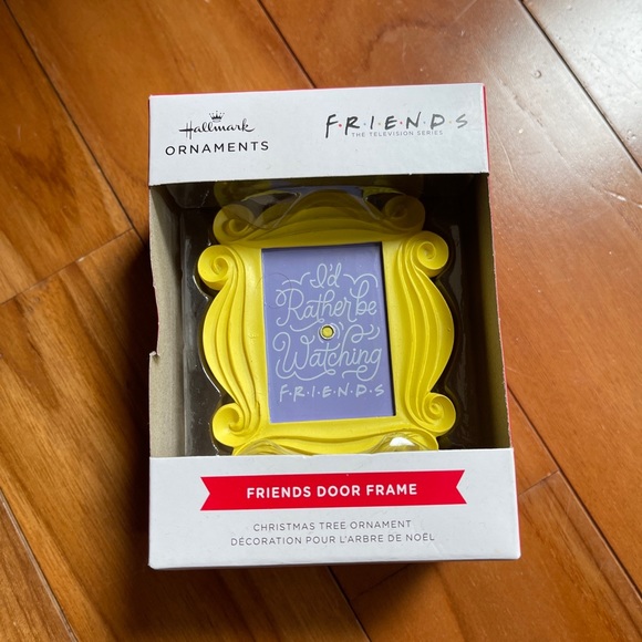 Hallmark Friends Television Show Door Frame Christmas Ornament - NEW - Picture 3 of 6